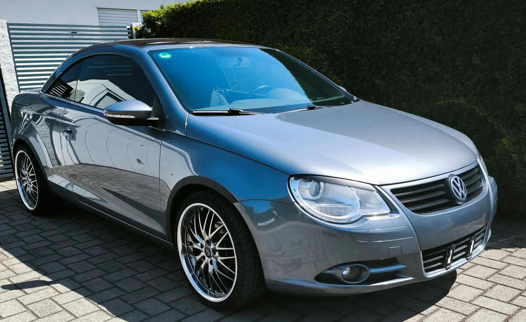 Volkswagen Eos 1.4 BMT 19" SHZ PDC KLIMAAUTOMATIK Grijs - 1