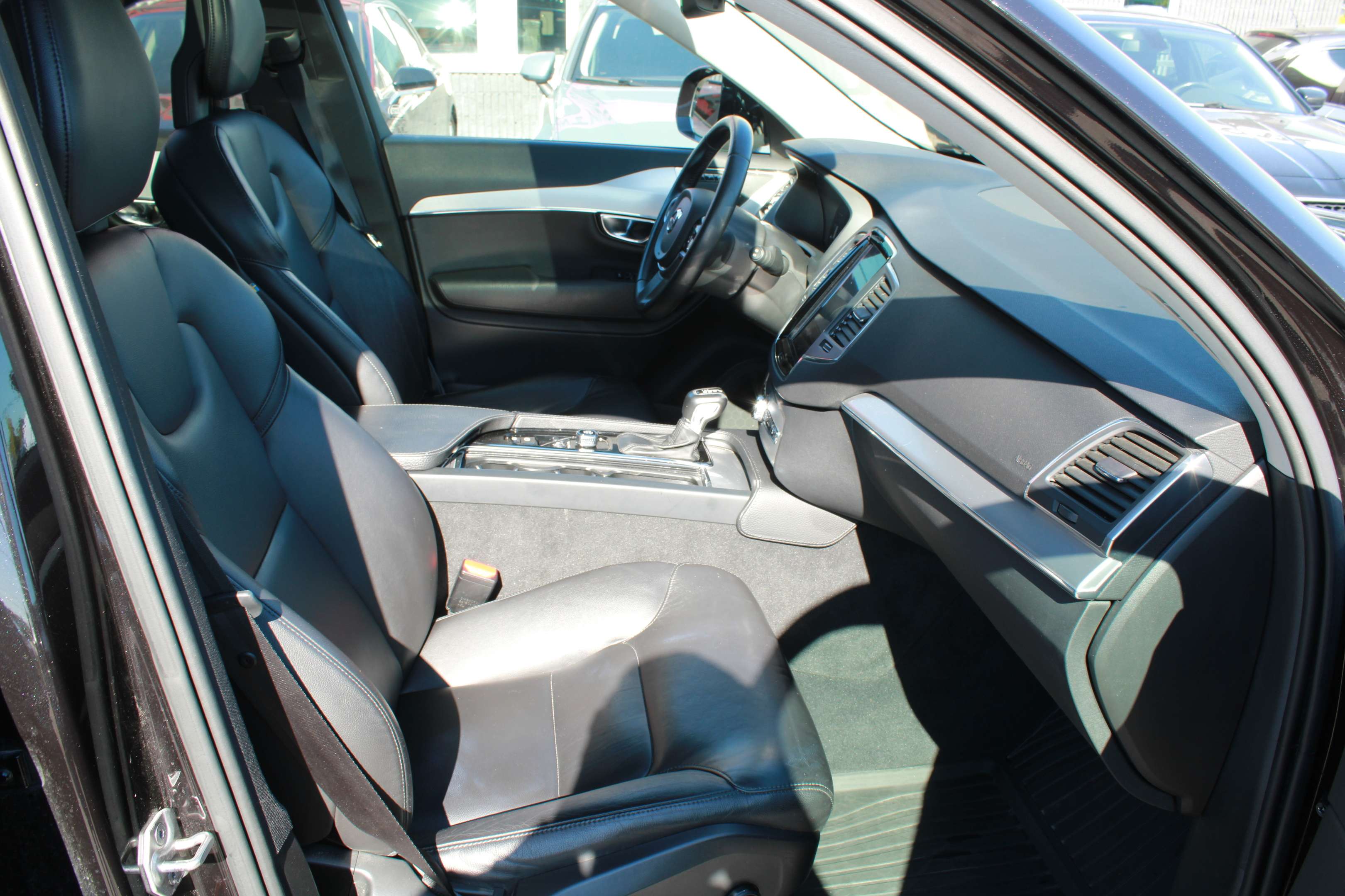 2018 Volvo XC90 T5 AWD Momentum, MAGS, NAVIGATION, CUIR, A/C thumb 41