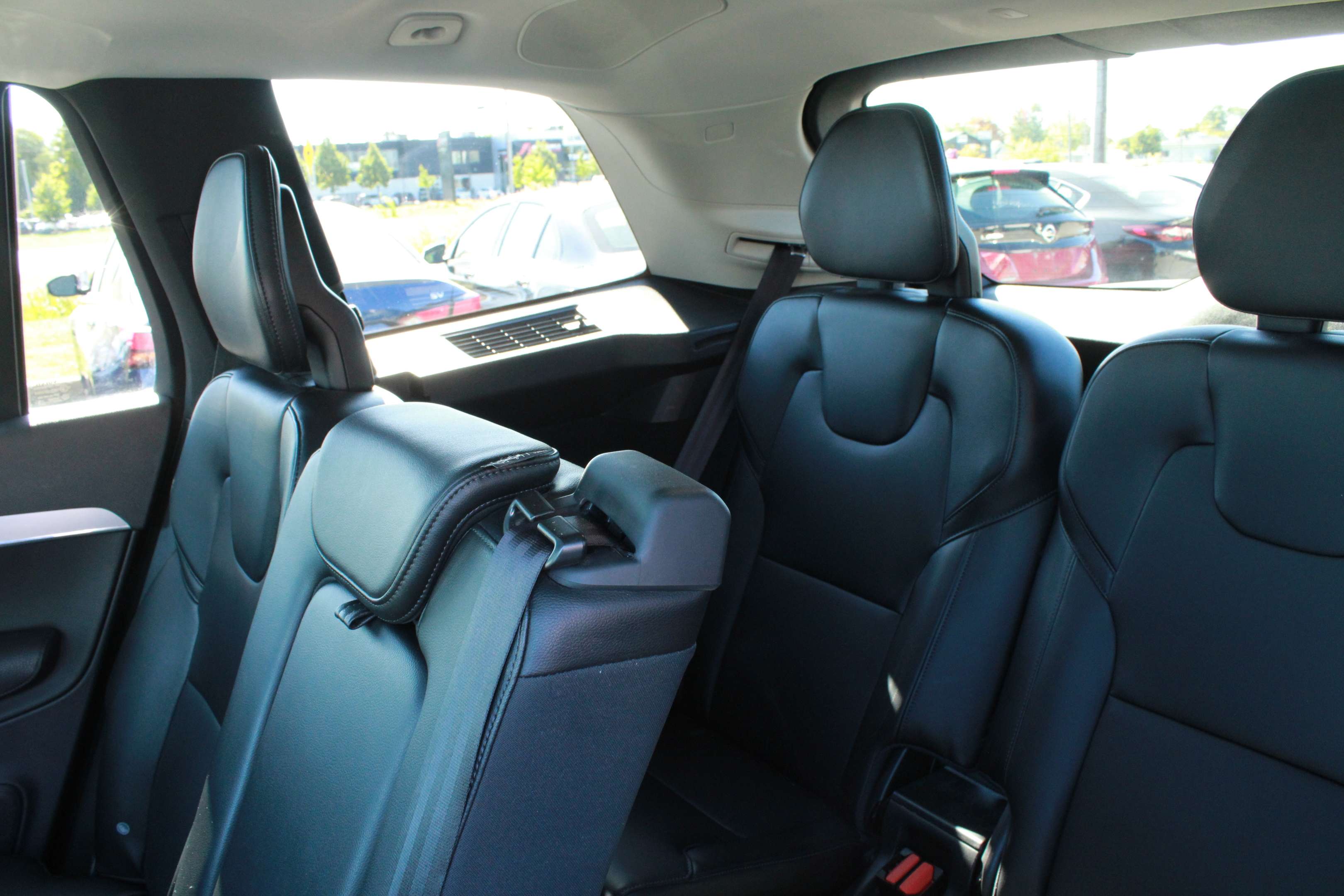2018 Volvo XC90 T5 AWD Momentum, MAGS, NAVIGATION, CUIR, A/C thumb 34