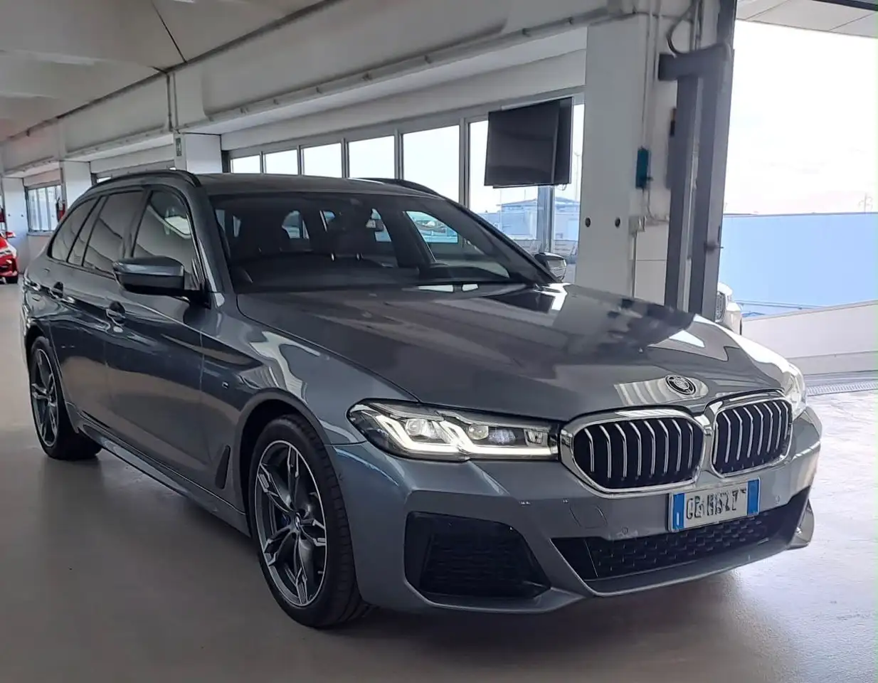 BMW 530