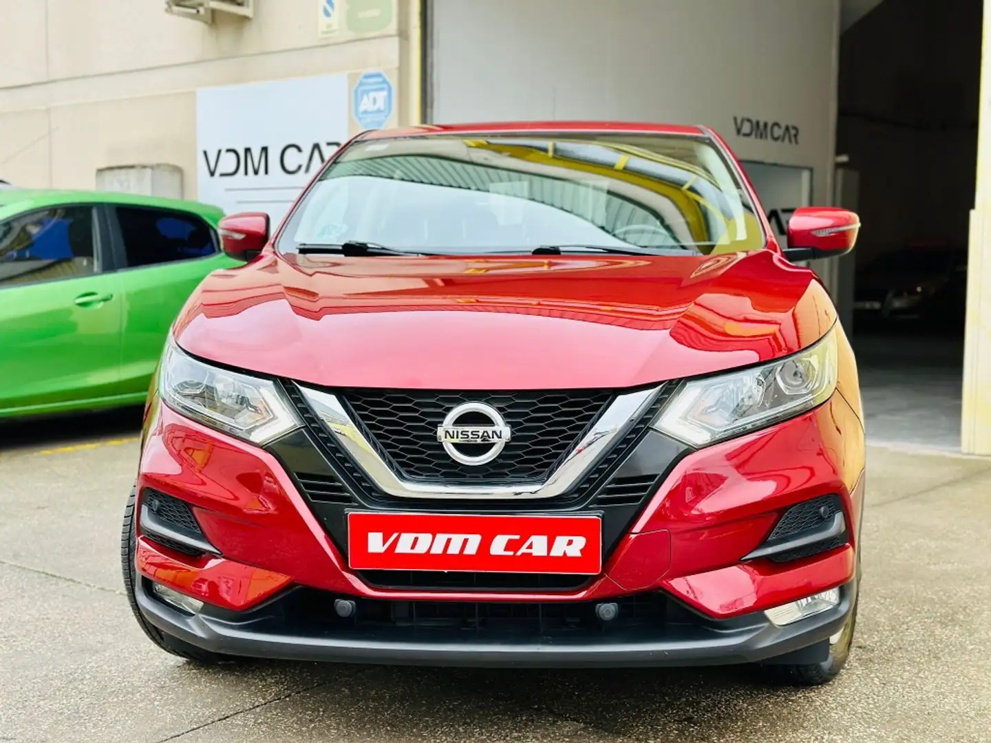 Nissan Qashqai 1.5dCi Tekna 4x2 Burdeos - 2