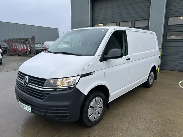 Volkswagen Transporter t6 wagen in nieuwstaat zie foto's word gekeurd vv