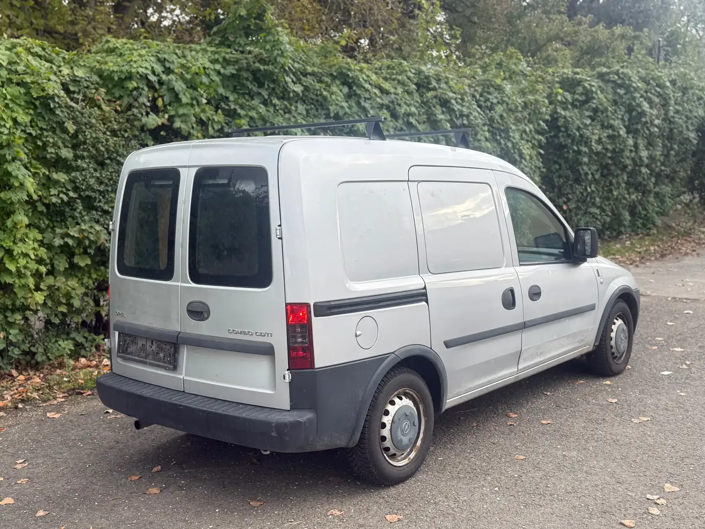 Opel Combo Combo Combi 1,3 CDTI Combi Grau - 1