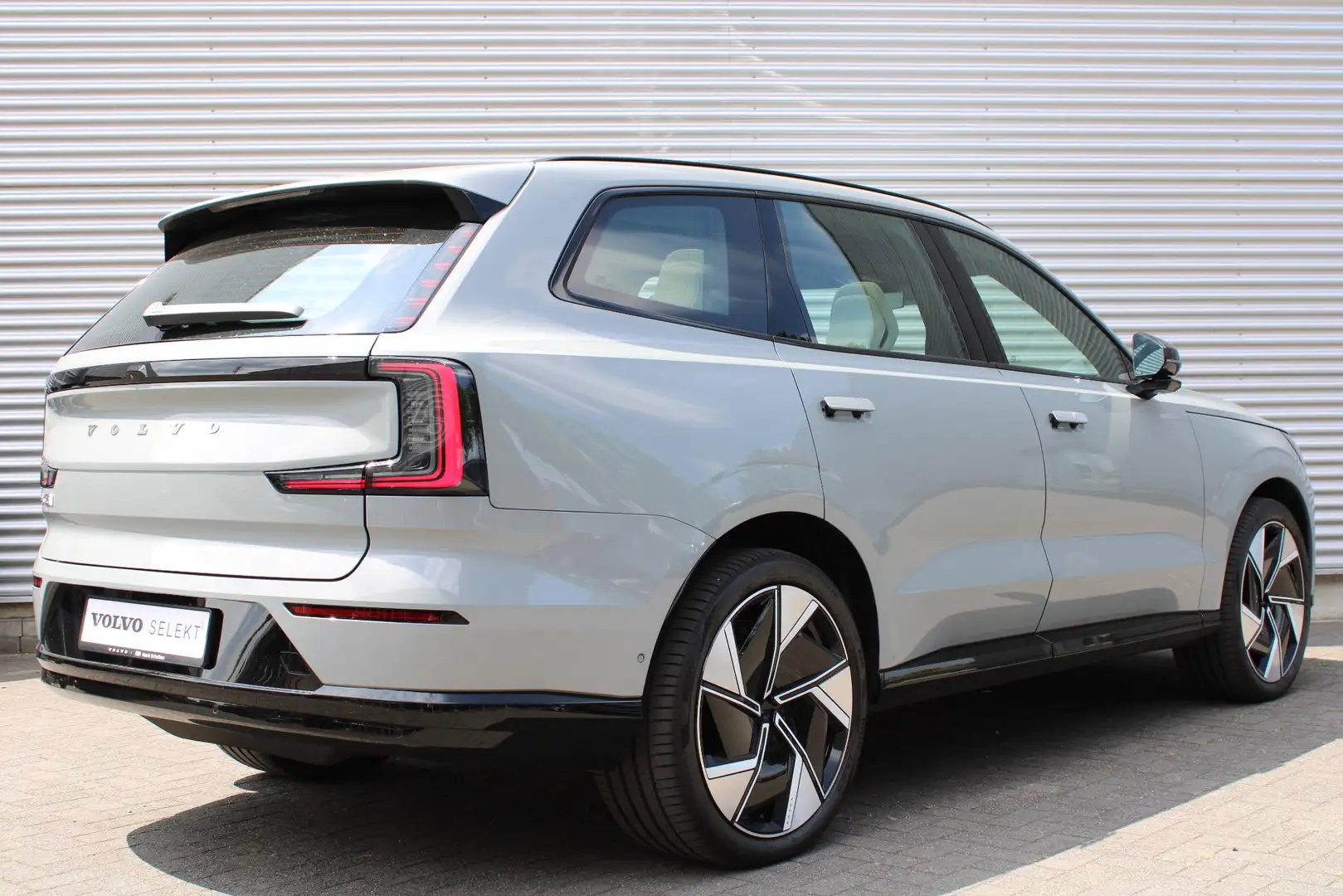 Volvo EX90 Twin Motor Performance Ultra 7p. 111 kWh | Bowers Grijs - 2