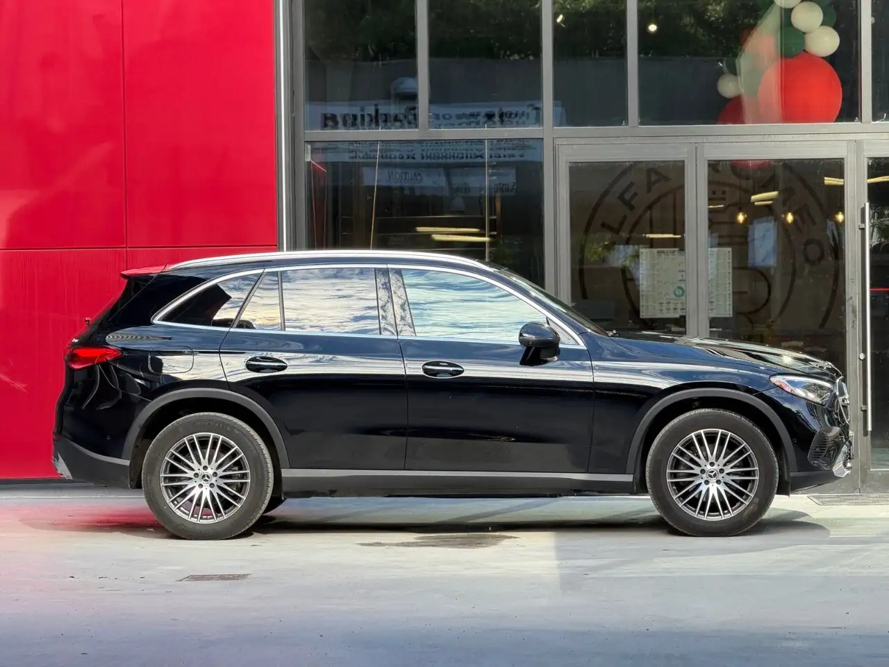 Mercedes-Benz GLC photo Mercedes-Benz GLC