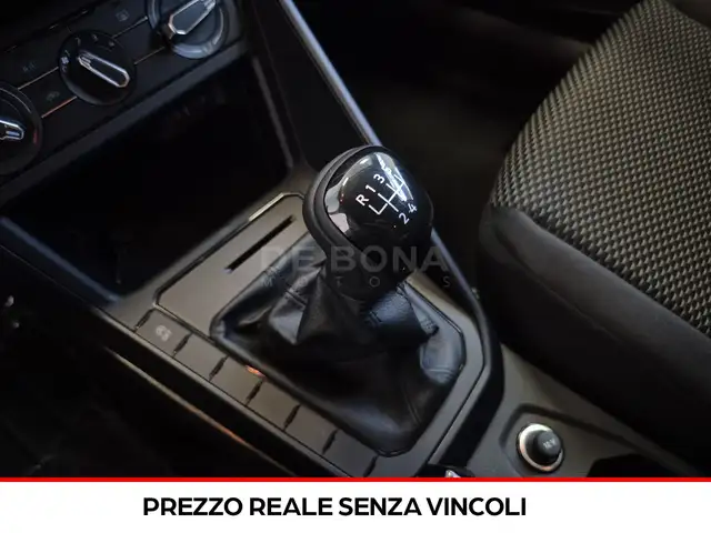 Volkswagen Polo view 14