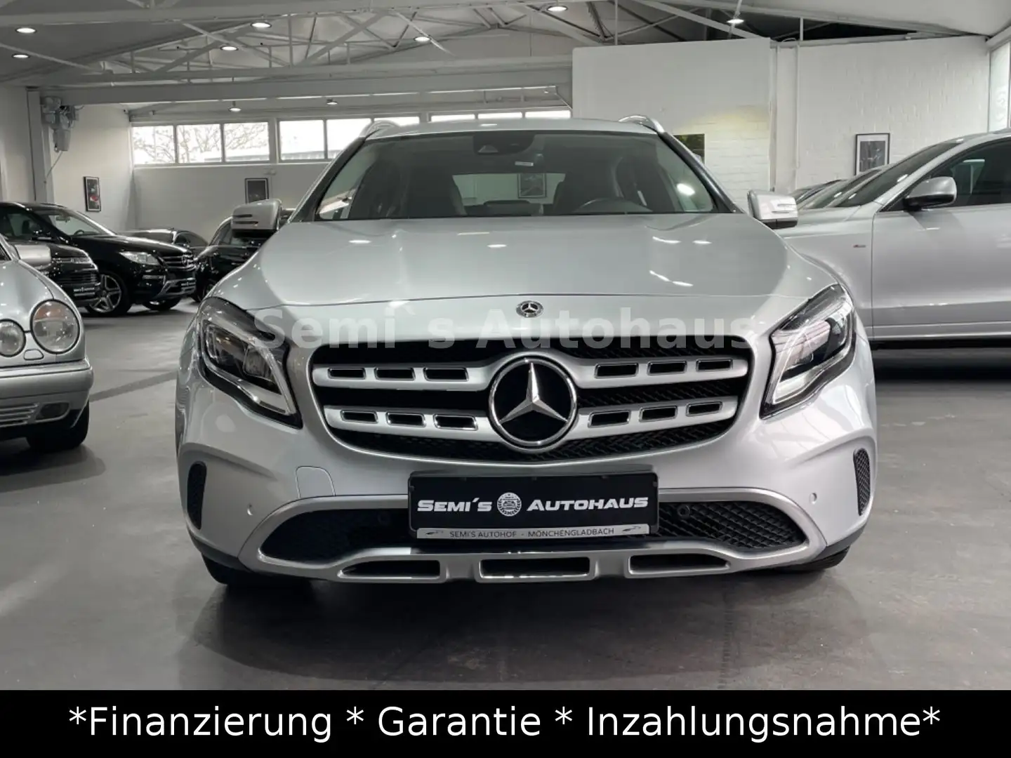 Mercedes-Benz GLA 200 *Business*LED*erst 16 T KM Zilver - 2