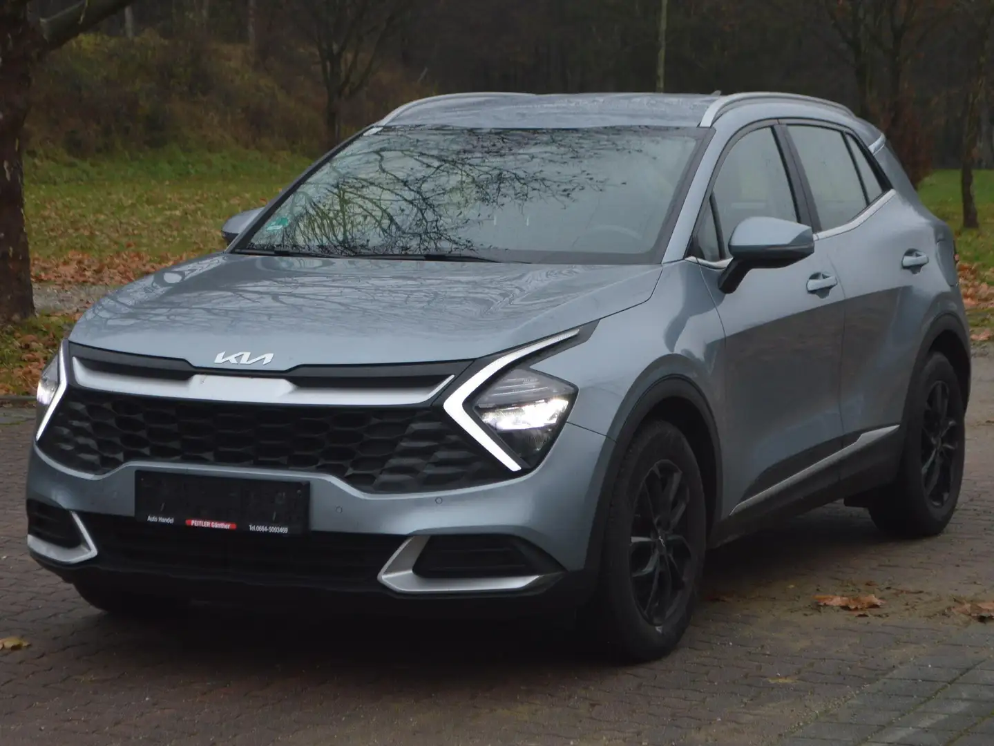 Kia Sportage 1,6 TGDI+Virtual Cockpit+NAVI+SHZ+LED+ Grau - 2