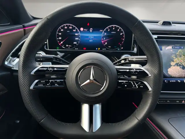 Mercedes-Benz E 200 MHEV Aut. // AMG-Line Premium/Burmester/Ambiente- Ansicht 20