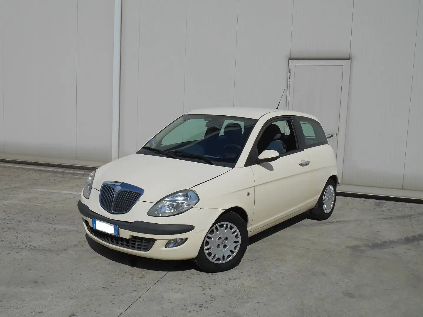 Lancia Ypsilon 1.2 16v con GPL Beige - 2