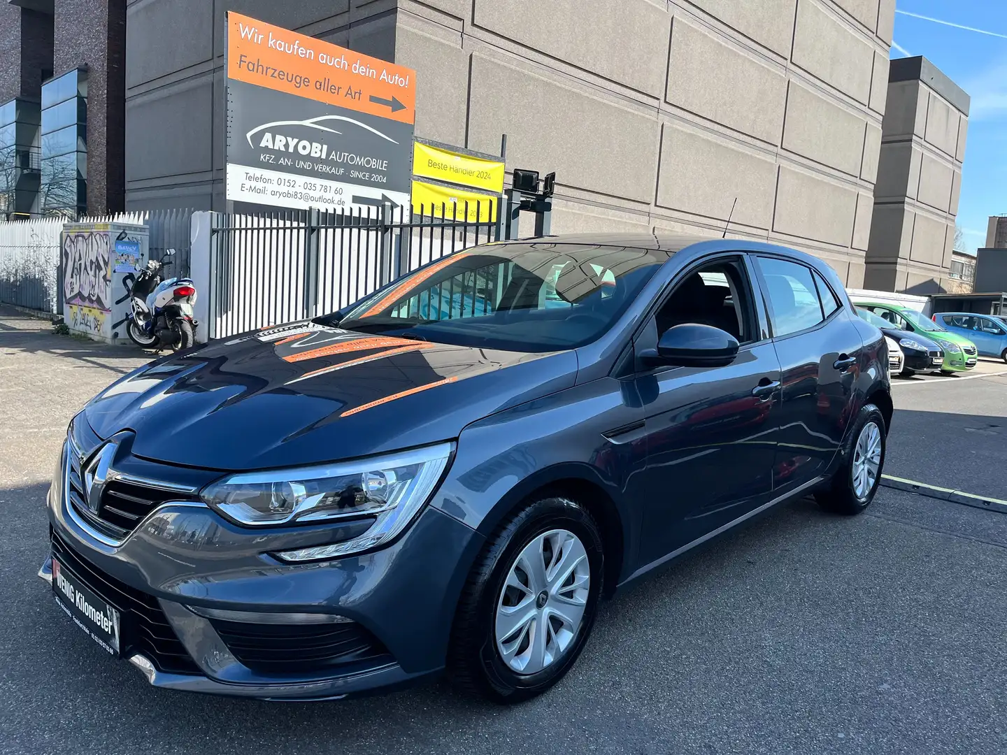 Renault Megane Life / 1 Jahr Garantie Incl. Gris - 1