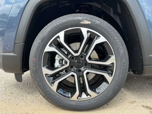 Jeep Compass view 9