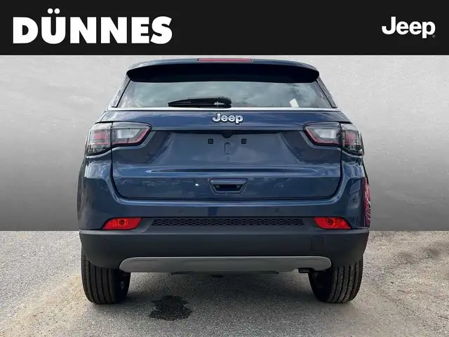 Jeep Compass view 4