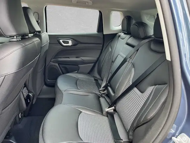 Jeep Compass view 8