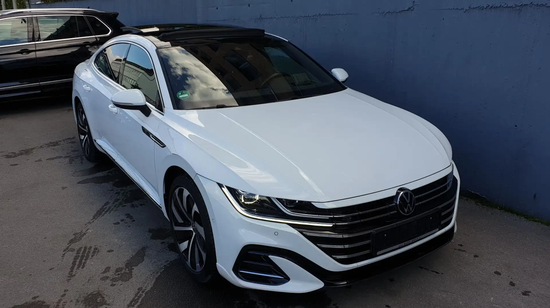 Volkswagen Arteon 1.4 eHybrid DSG 3 x R-Line Pano/360*/AHK Weiß - 2