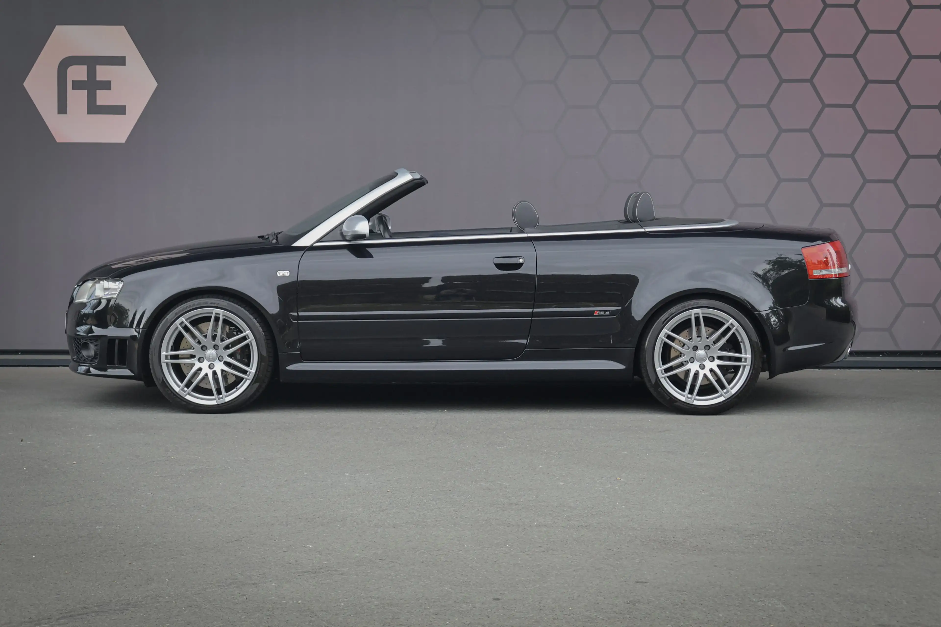 Audi RS4 Cabriolet 4.2 V8 RS 4 quattro | HANDGESCHAKELD | S — photo 11