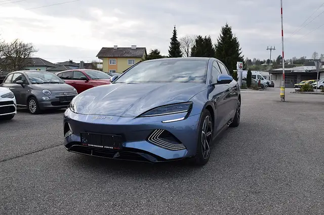 BYD Seal Design 82.5 kWh Öster. Paket