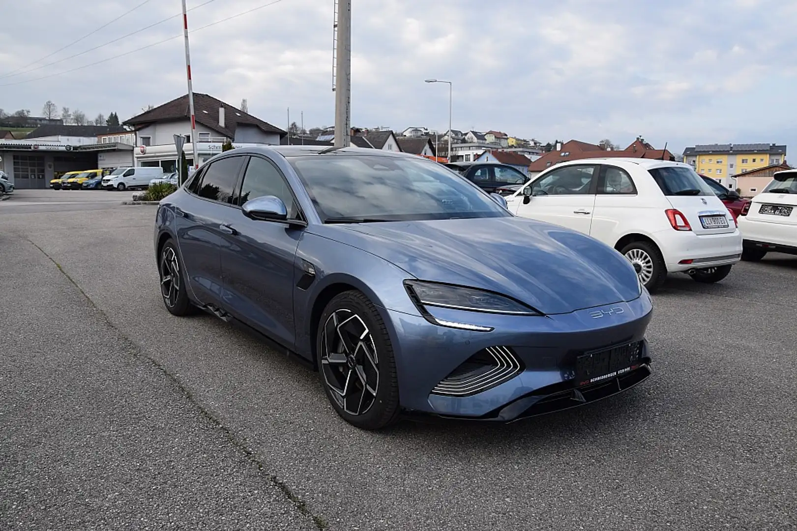BYD Seal Design 82.5 kWh Öster. Paket Blau - 2