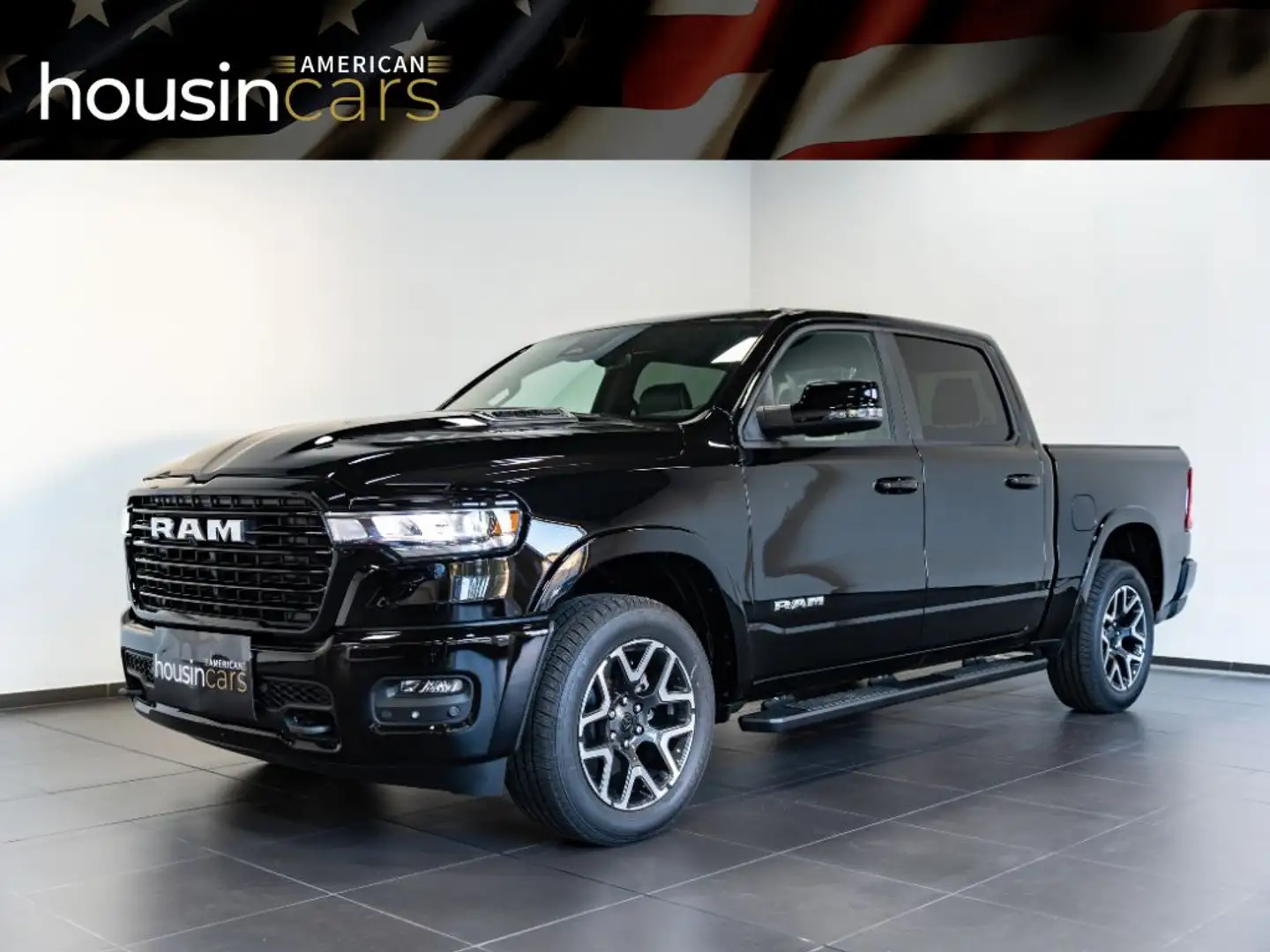 RAM RAM 1500 Laramie Todoterreno  Automático de 4 Pue Negro - 1
