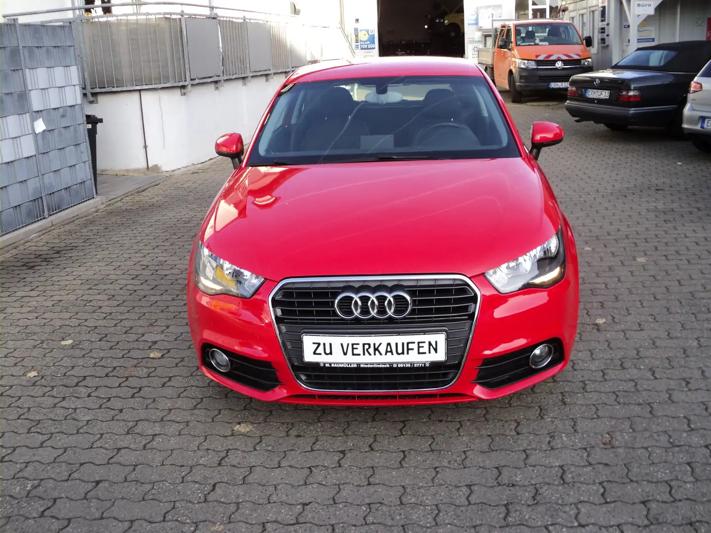 Audi A1 A1 1.2 TFSI Attraction Rot - 1
