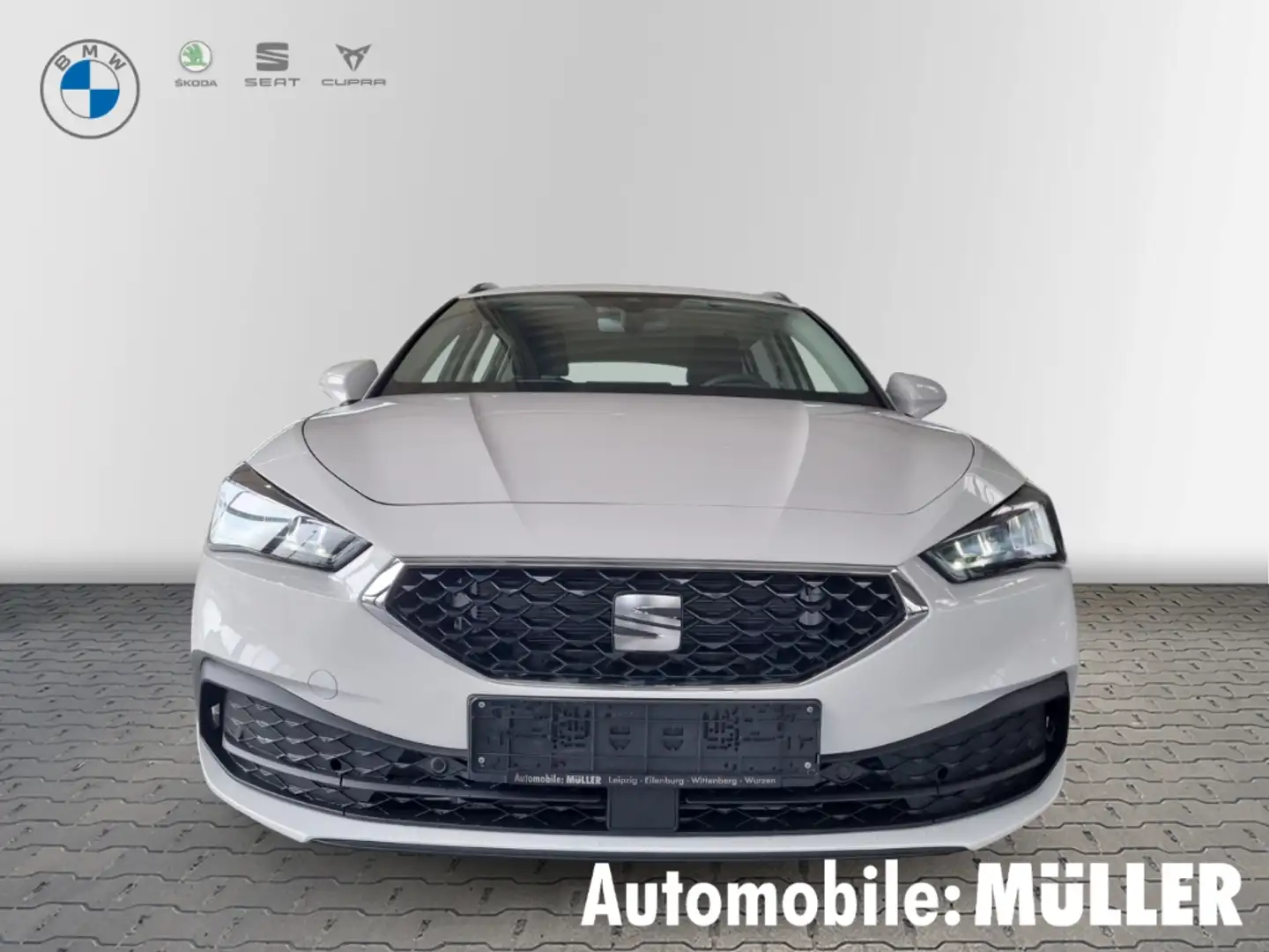 SEAT Leon Sportstourer  1.5 eTSI Style Navi Digitales Cockpi Wit - 2