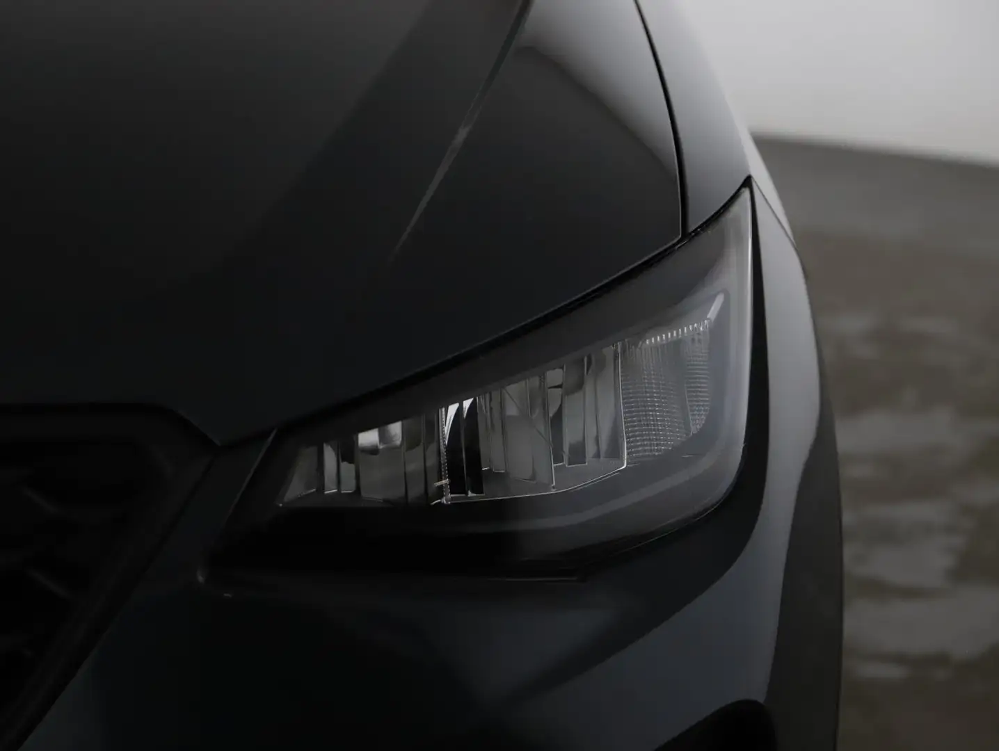 SEAT Arona Style EcoTSI Grau - 2