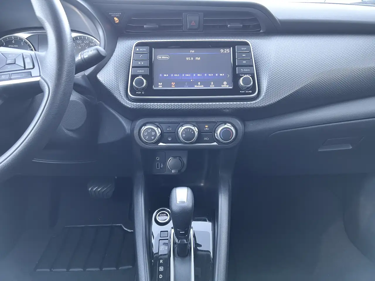 Nissan Kicks снимка Nissan Kicks