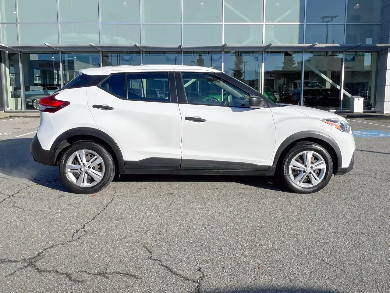Nissan Kicks снимка Nissan Kicks