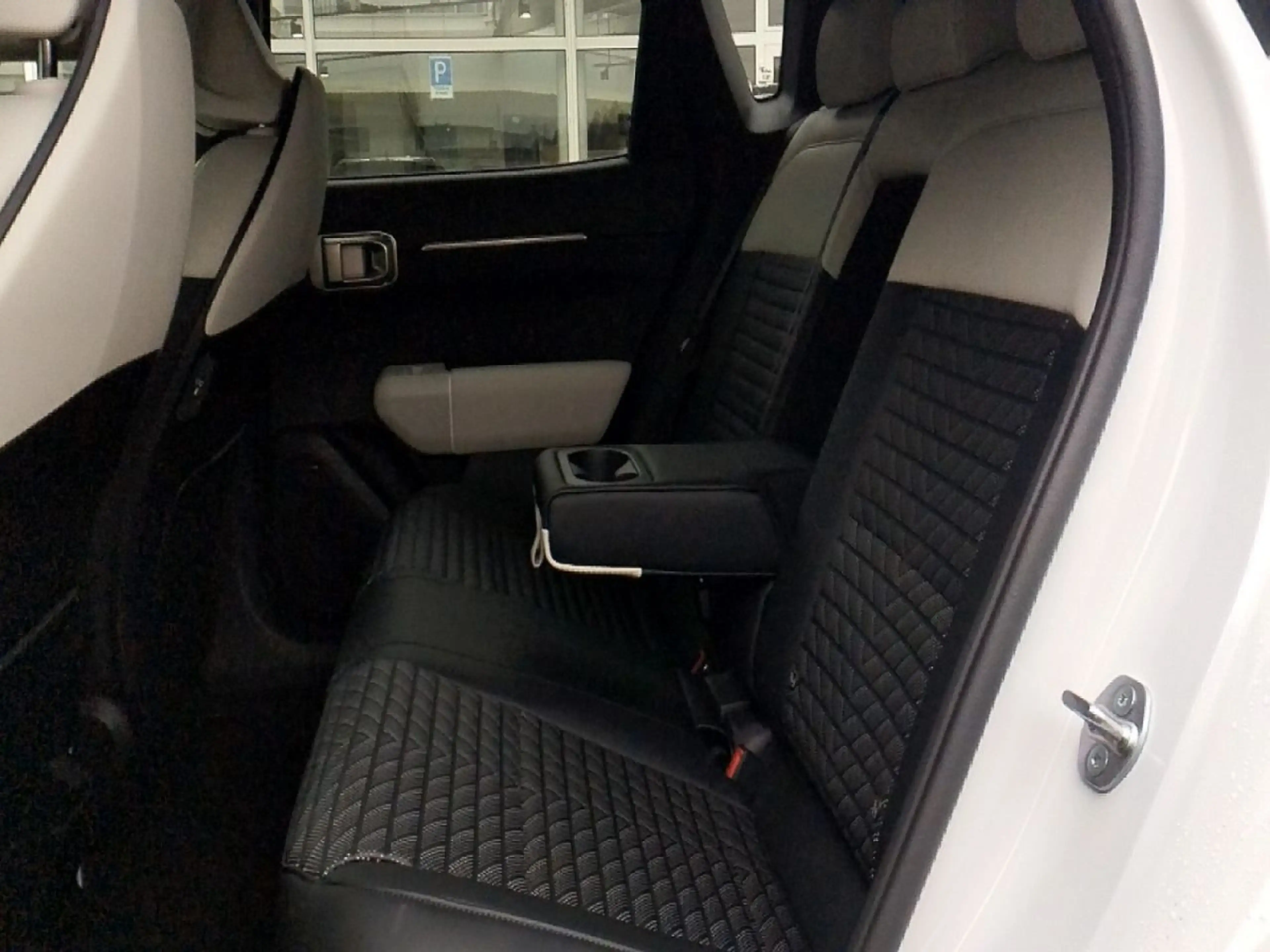 Kia EV4 GT-Line FWD 81,4 kWh — photo 10