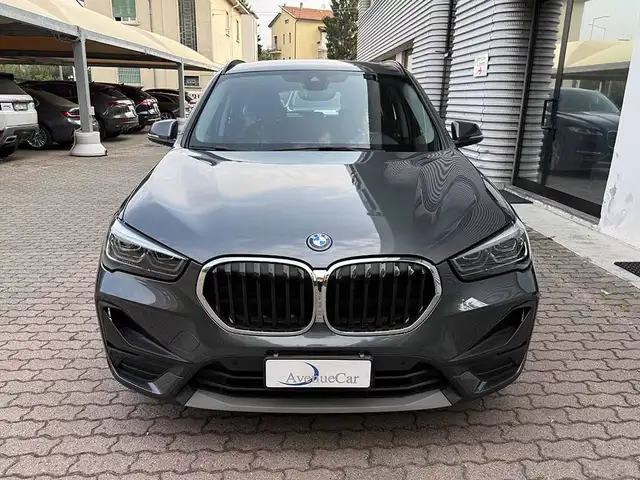 BMW X1 view 2