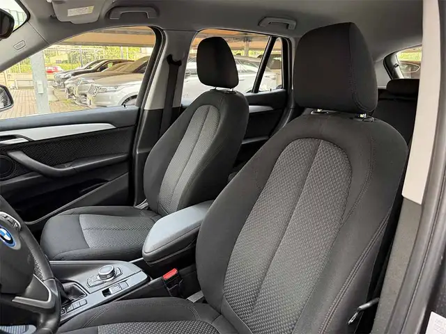 BMW X1 view 22