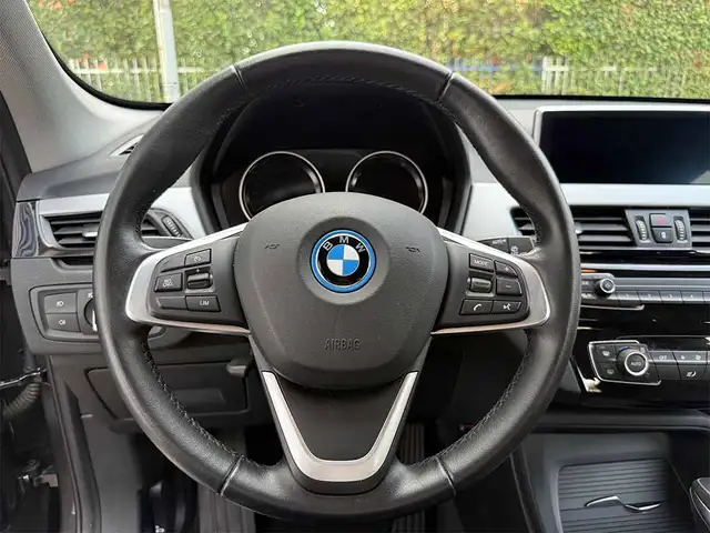 BMW X1 view 12
