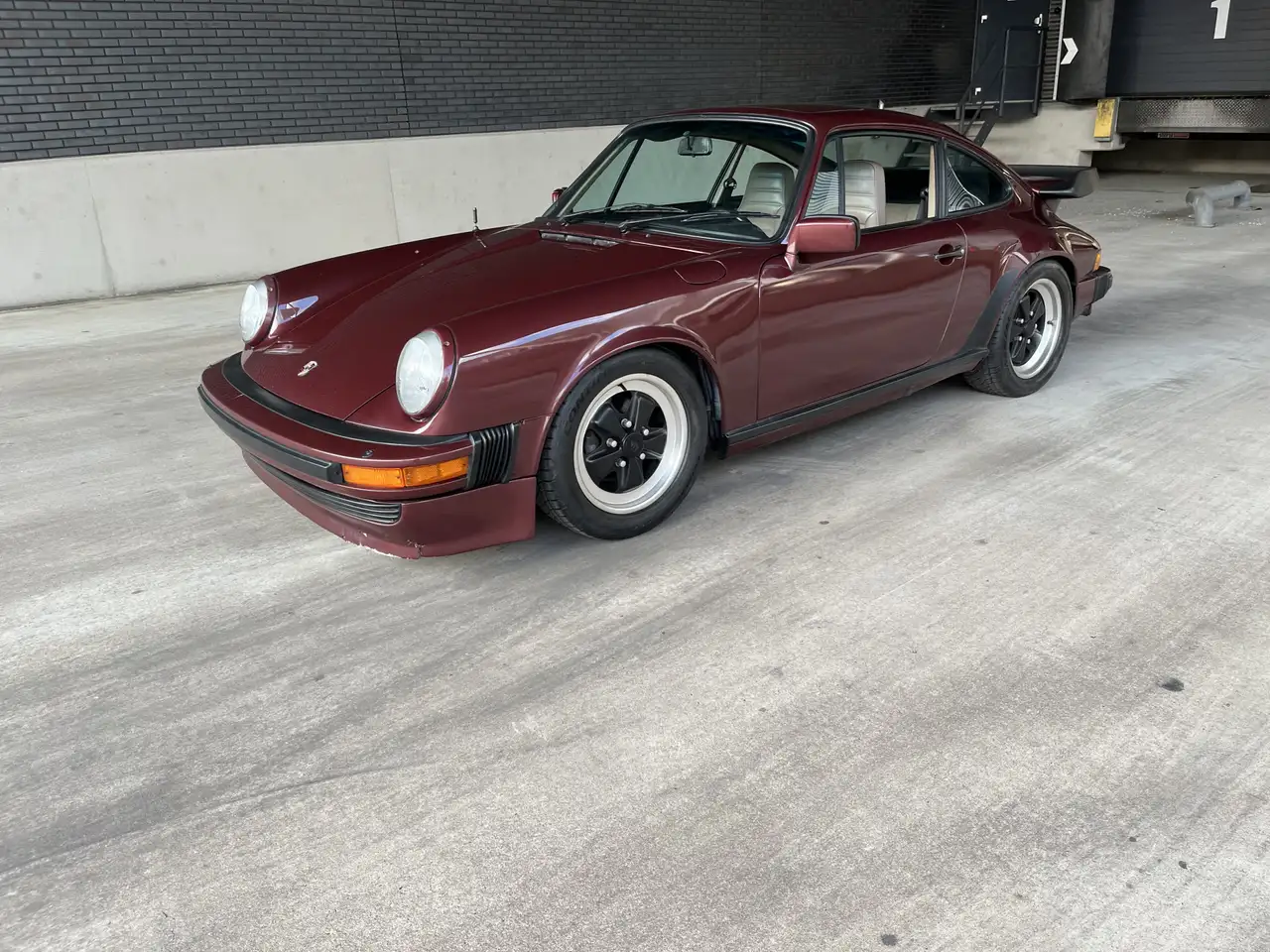 Porsche 911 3.2 Carrera coupe, foto 4