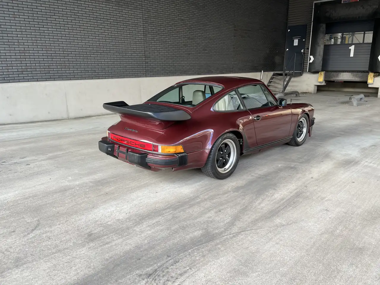 Porsche 911 3.2 Carrera coupe, foto 7