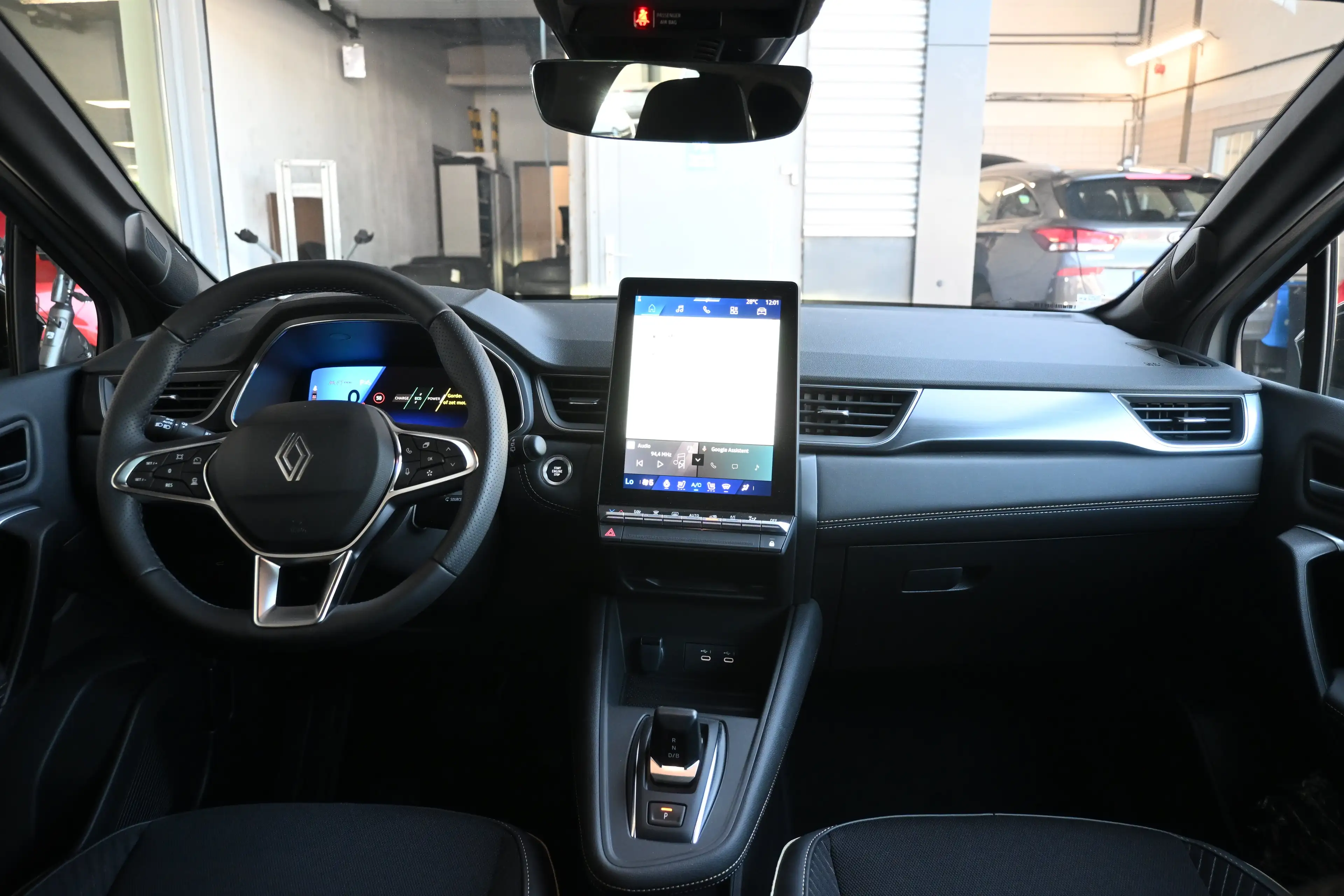 Renault Symbioz Iconic | Achteruitrijcamera | Active driver assist — photo 8