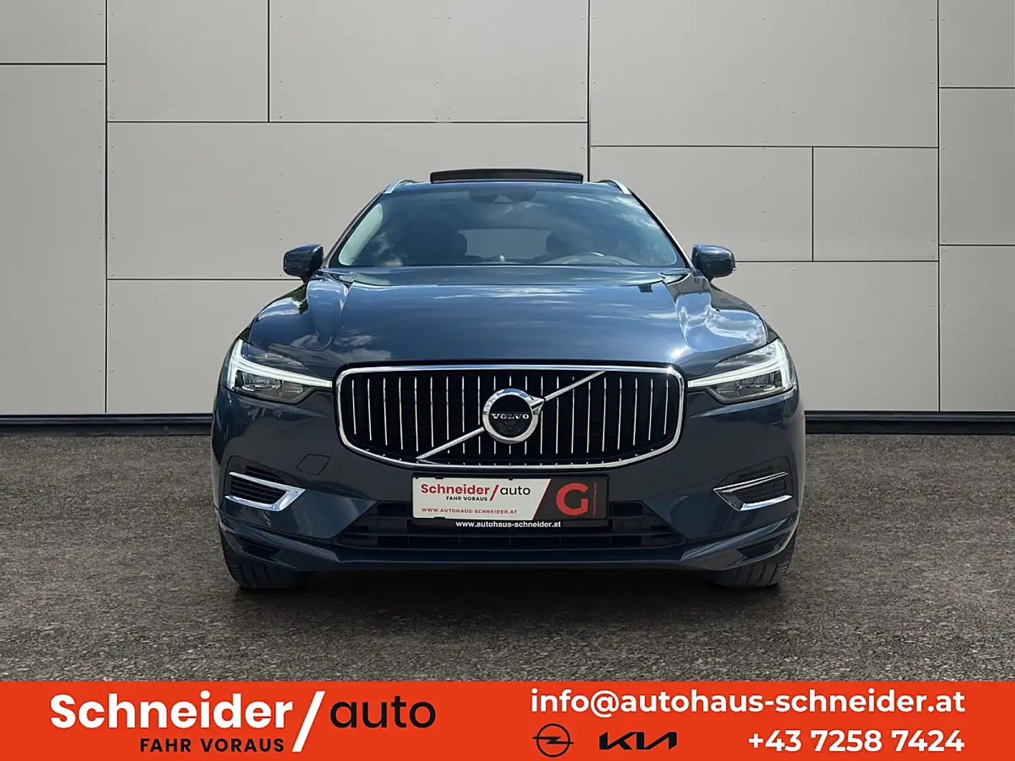 Volvo XC60 T6 AWD Recharge PHEV Inscription Geartronic Blau - 2