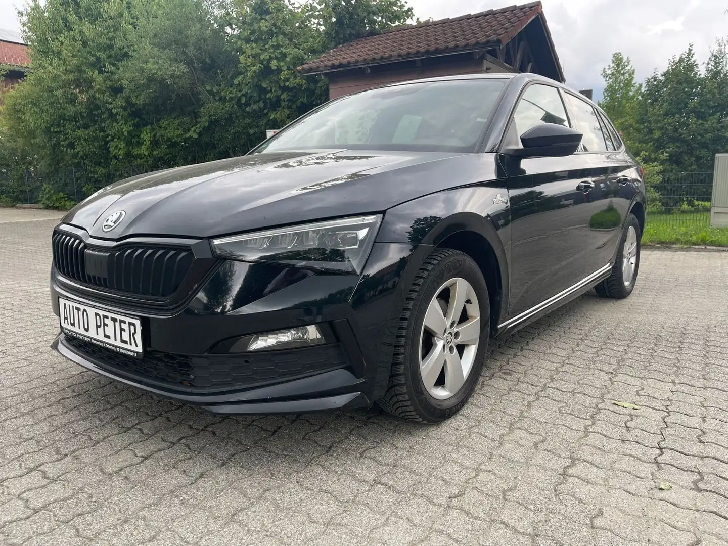 Skoda Scala Monte Carlo*LED*AppleCarPlay*AUTOMATIK* Negro - 1