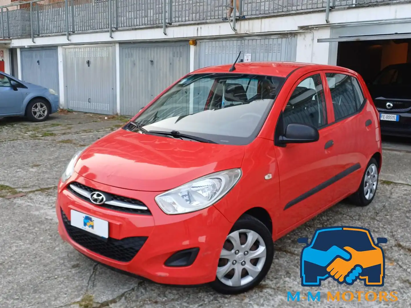 Hyundai i10 1.1 12V Fiorucci Rosso - 1