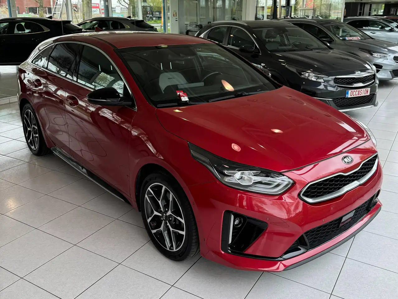 Kia Procee'd