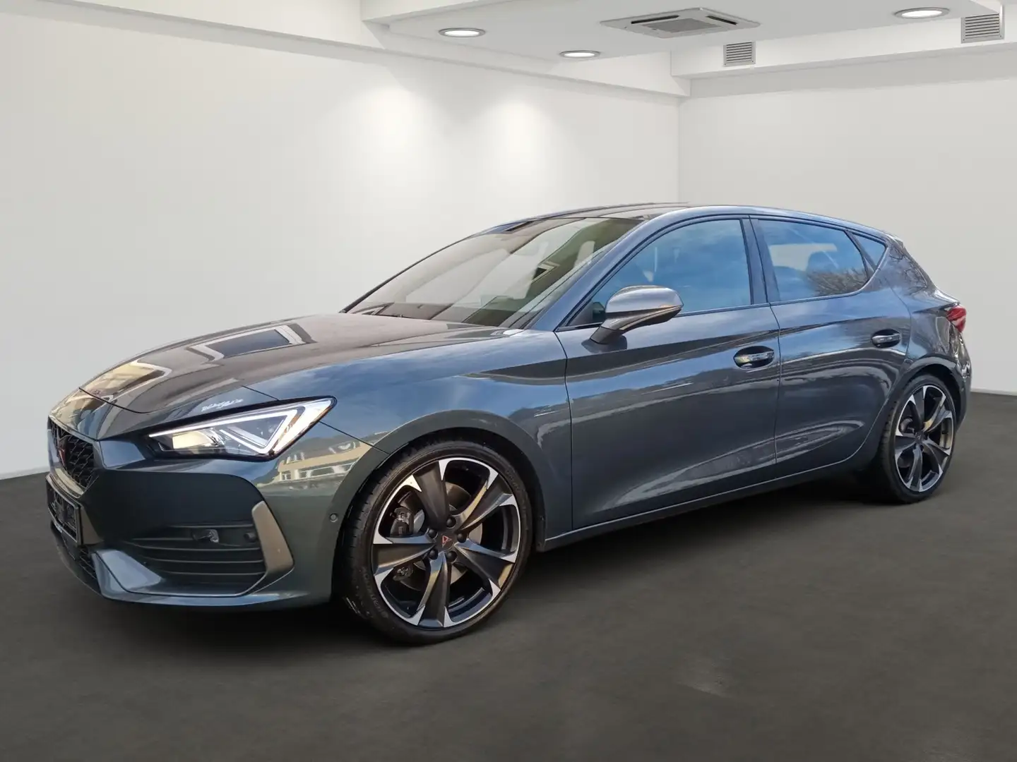 SEAT Arona 1.0 TSI Xcellence LED. Rückfahrkamera. Einparkhifl Schwarz - 2