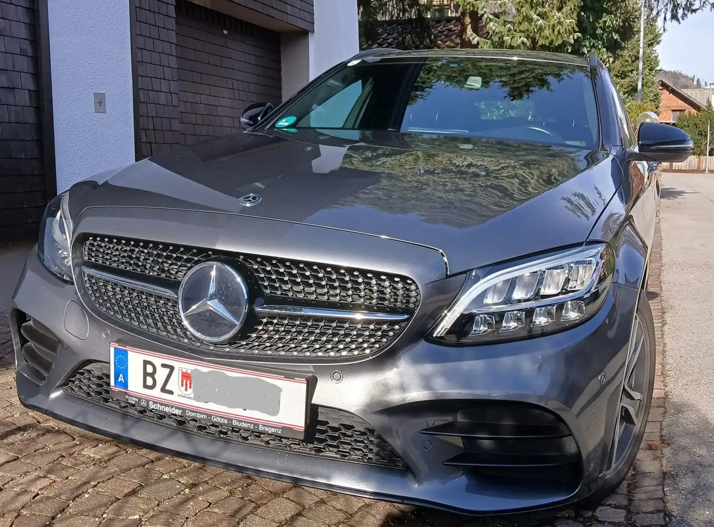 Mercedes-Benz C 180 C 180 T Elegance BlueEfficiency CDI Aut. Elegance Grau - 1
