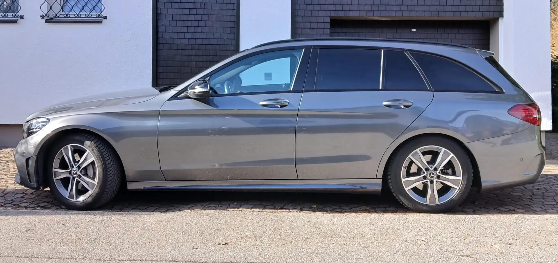 Mercedes-Benz C 180 C 180 T Elegance BlueEfficiency CDI Aut. Elegance Grau - 2