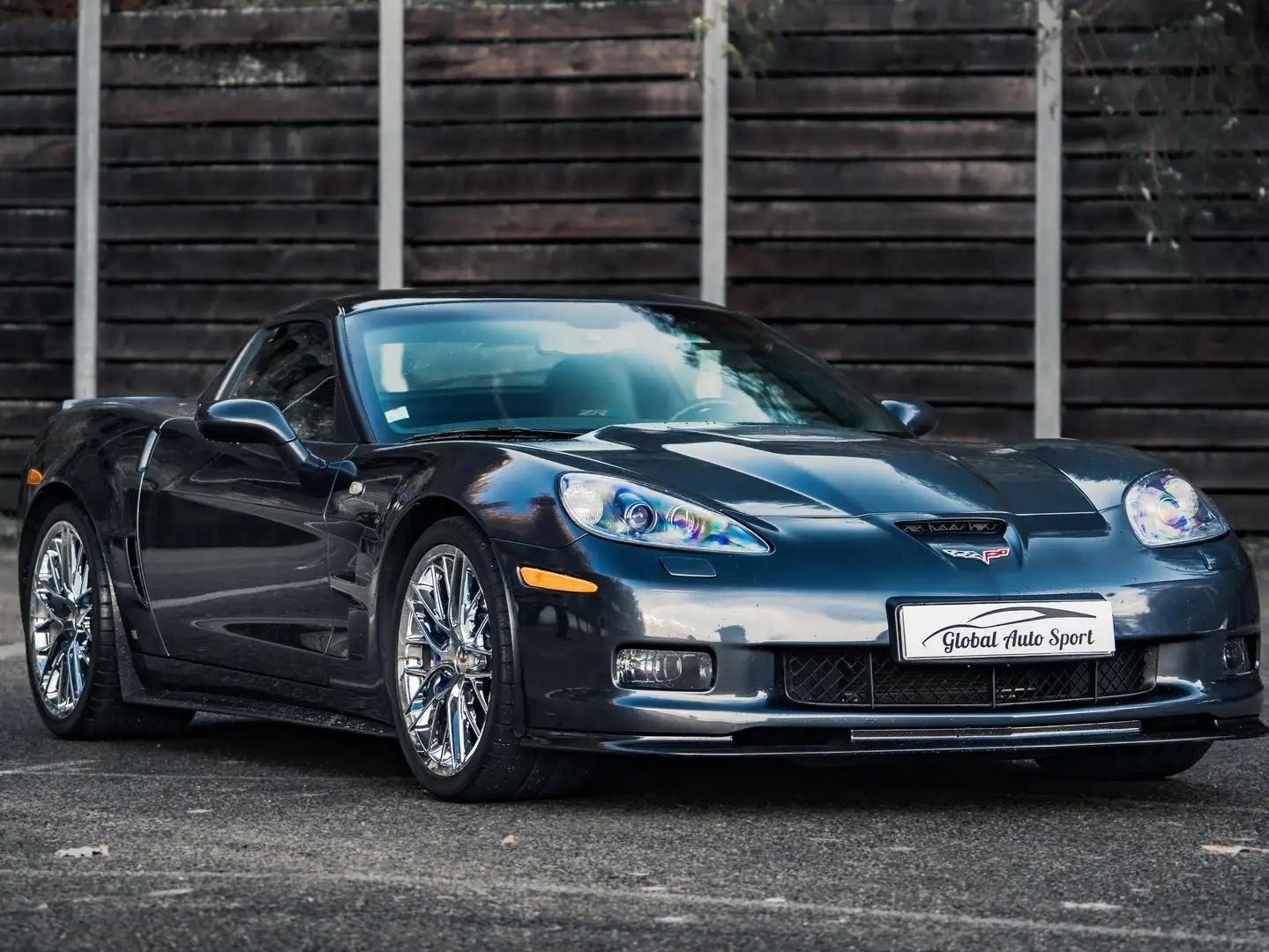 Chevrolet Corvette CHEVROLET CORVETTE C6 ZR1 6.2L 647CH Сірий - 1