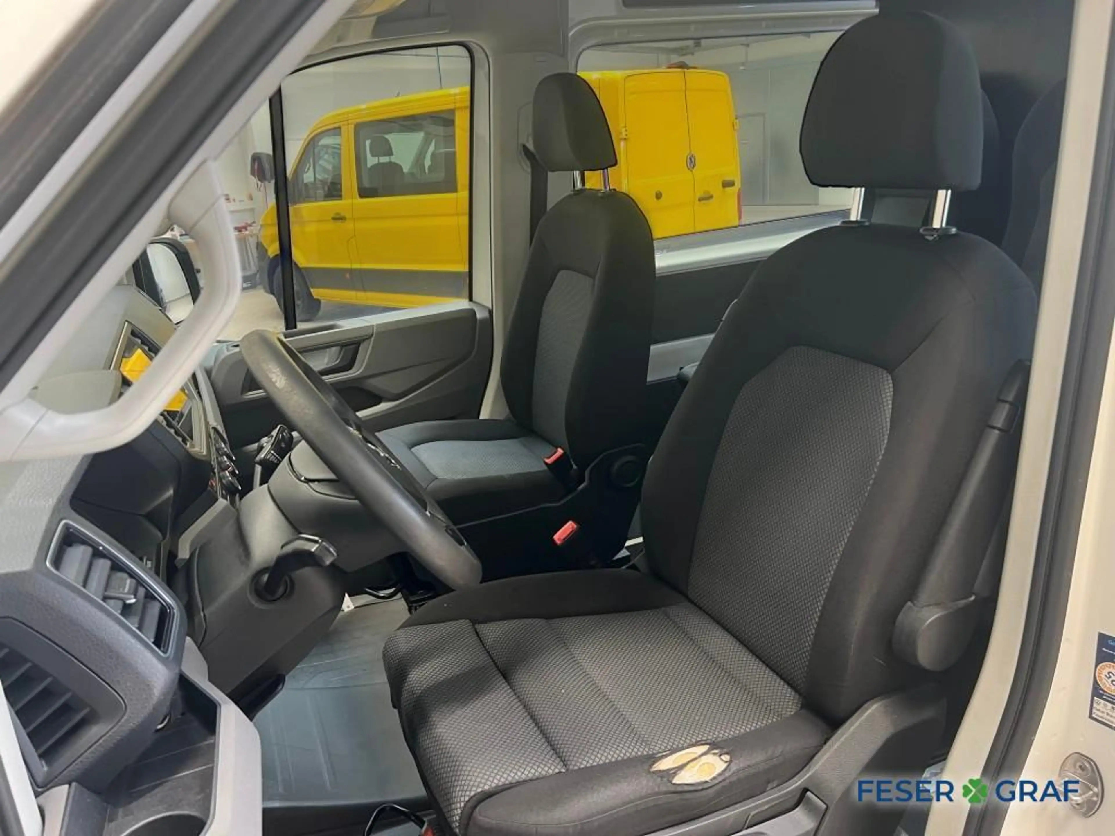 Volkswagen Crafter Rear View/Sitzhzg./AHK/Navi/Klima — photo 11