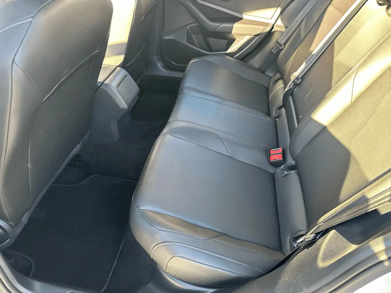 Volkswagen Jetta снимка Volkswagen Jetta