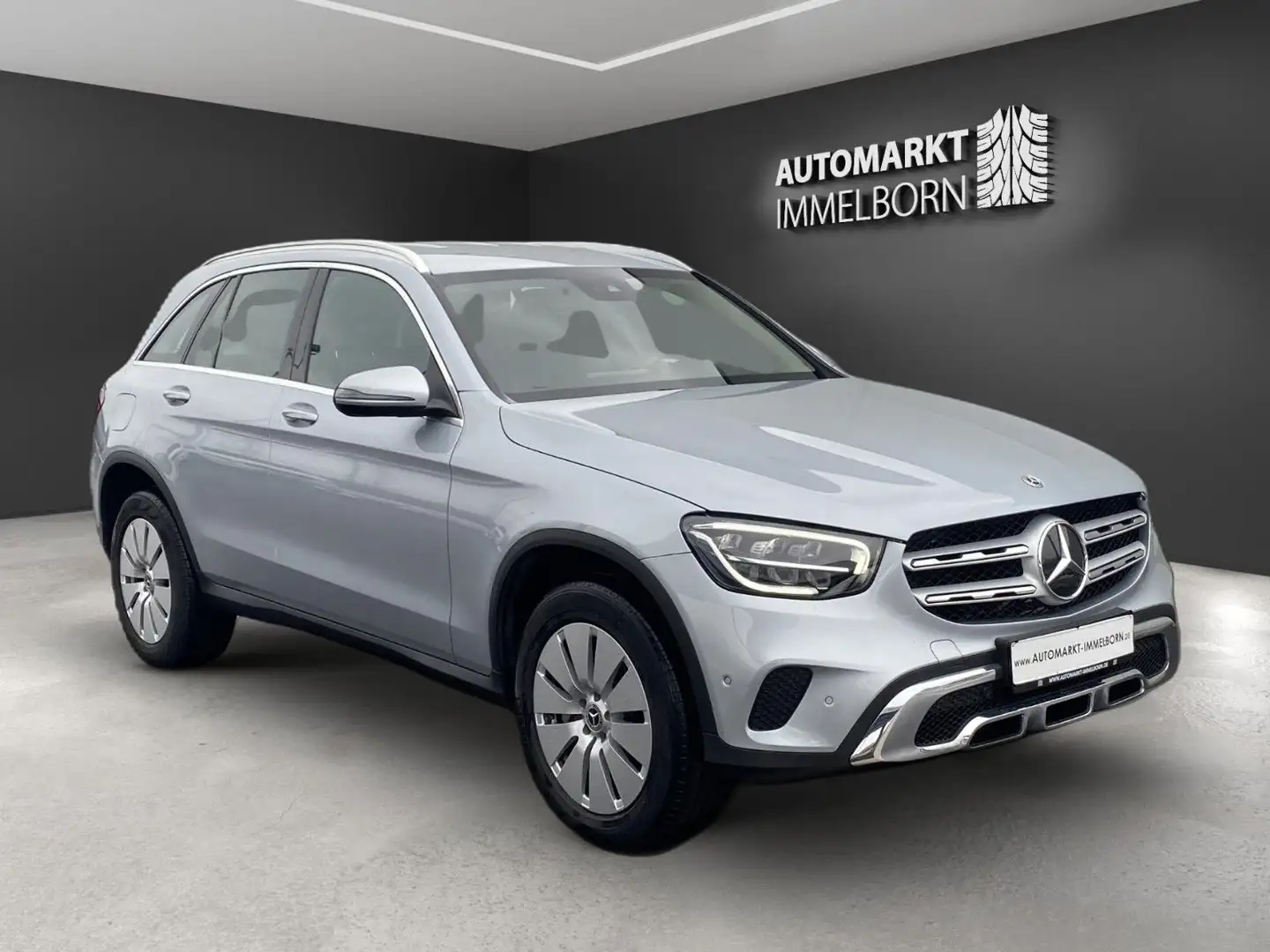 Mercedes-Benz GLC 300 e AHK*Kamera*LED*Navi*Distronic*18*DAB Argintiu - 1
