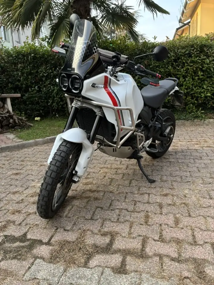 Ducati DesertX