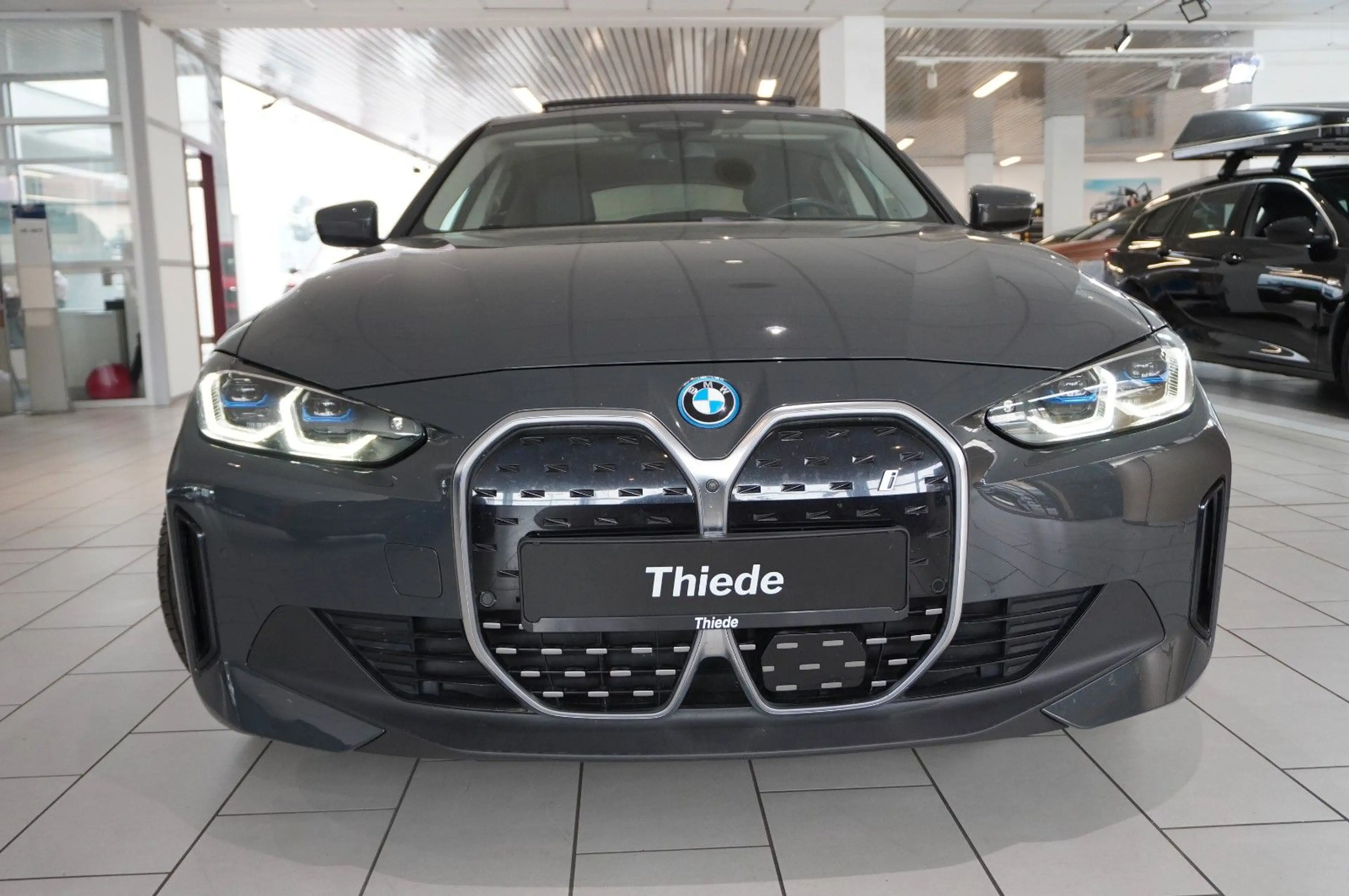 BMW i4 Gran Coupe 40 eDrive NAVI/LASER/H&K/360°/AHK — photo 6