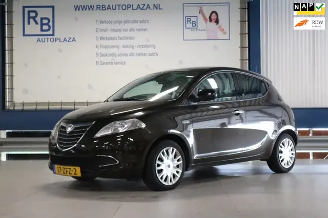 Lancia Ypsilon 0.9 TwinAir Gold / SUPER LEUKE AUTO ! ! !