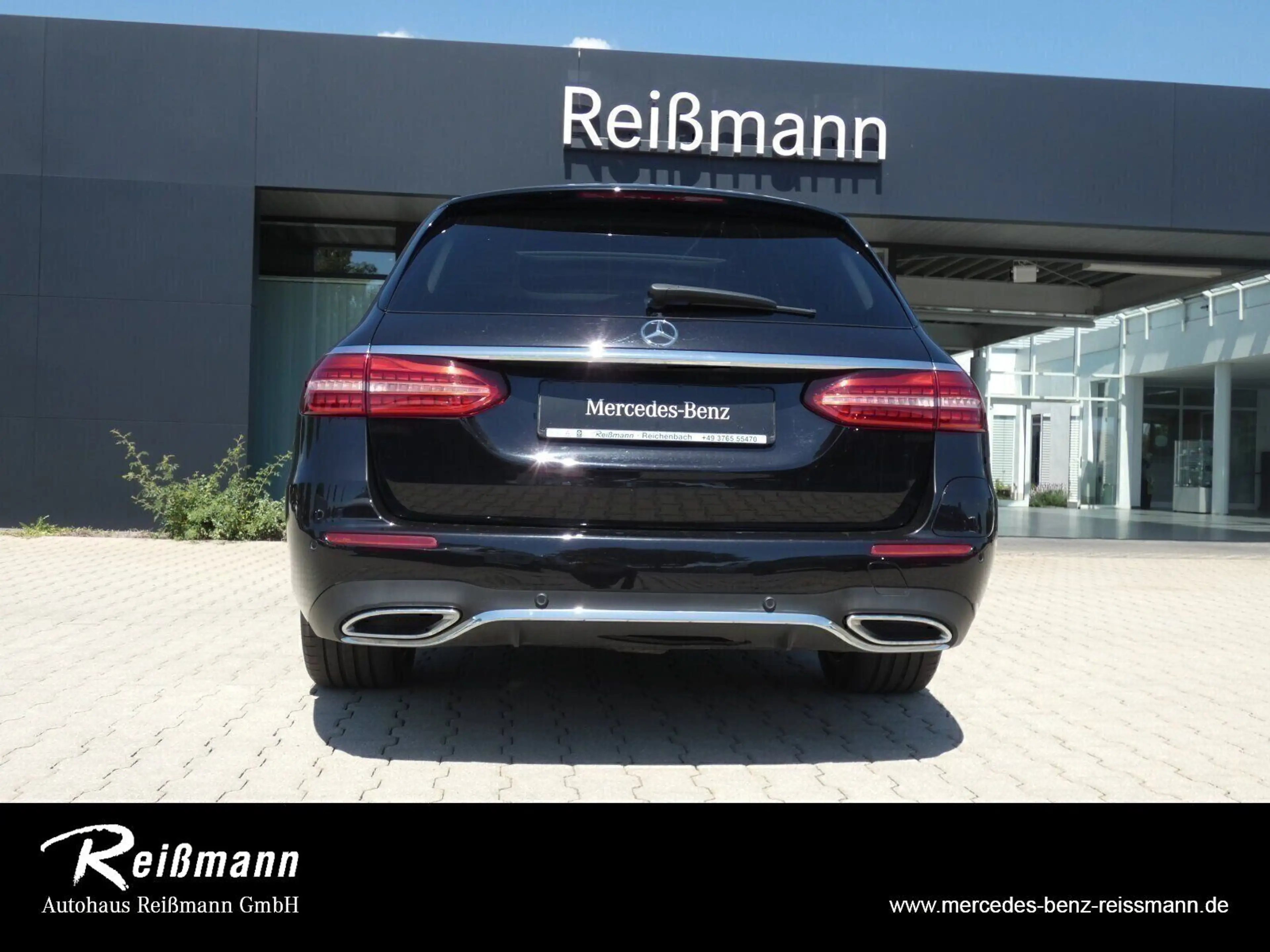 Mercedes-Benz E 300 de T-Modell AMG Memory, AHK, 360, Sound, — photo 5